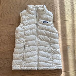 Patagonia Ivory Quilted Vest